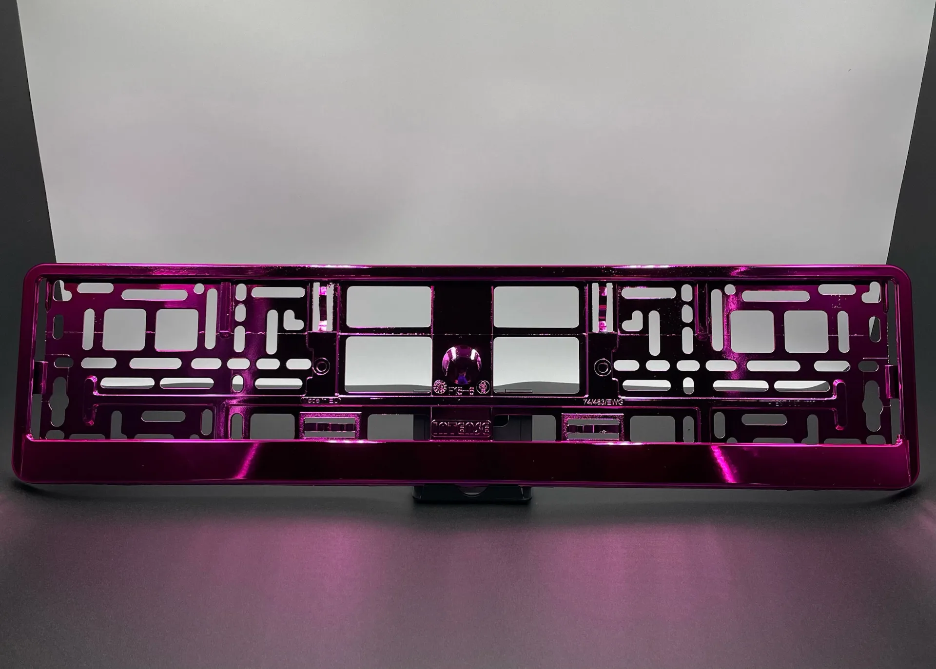 Porte-plaque Rose Chromé