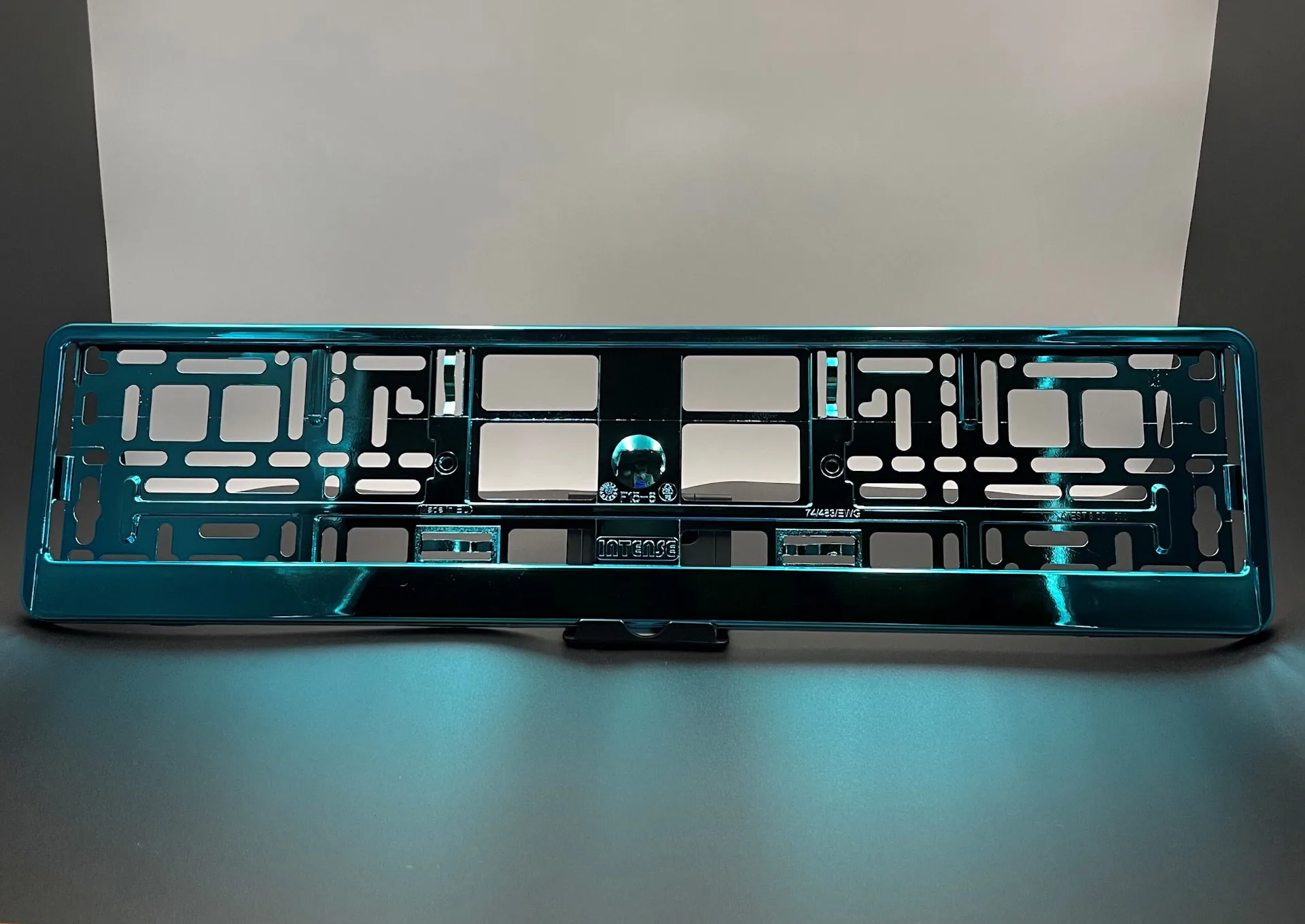 Porte-plaque Turquoise Chromé