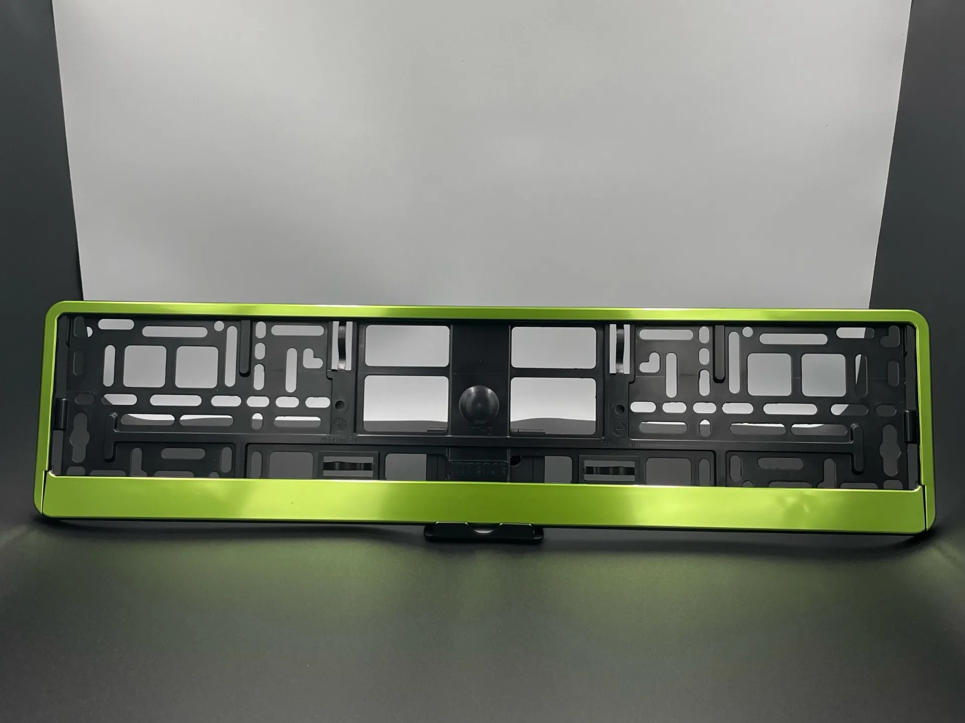 Porte-plaque Vert Métallisé