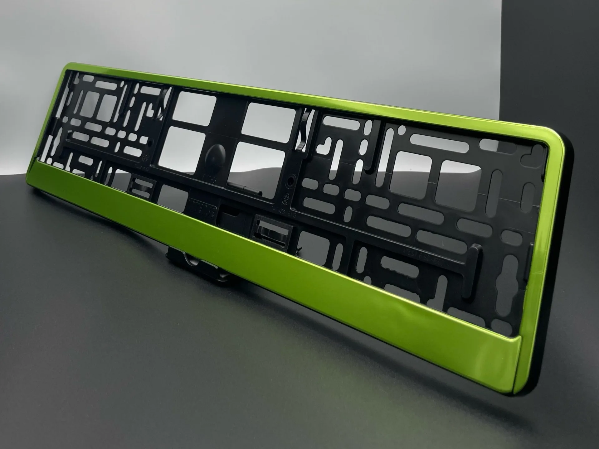 Porte-plaque Vert Métallisé